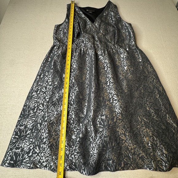 Lane Bryant Black and Silver Sleeveless Lined Brocade Cocktail Dress Size 16 - Picture 5 of 8